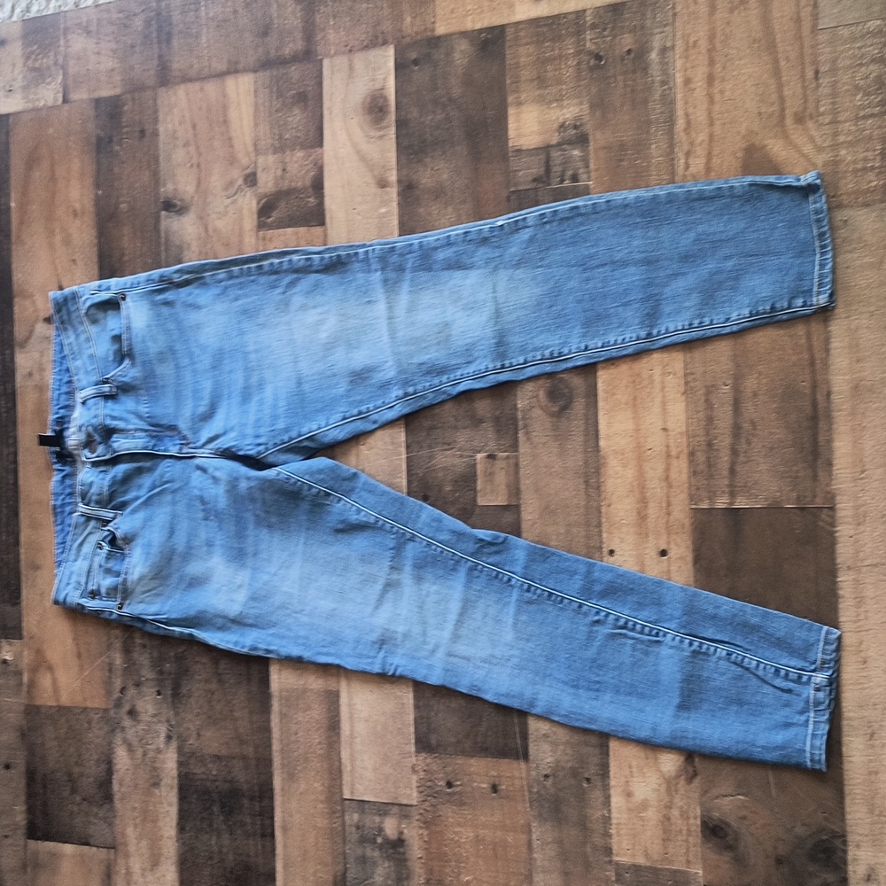 Frye Mid Rise Light Wash Faded Skinny Jeans Sz 8 Women - Picture 14 of 14